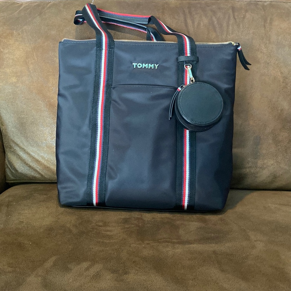 Tommy Hilfiger Signature Stripe multi-use travel bag. NWOT. Perfect.